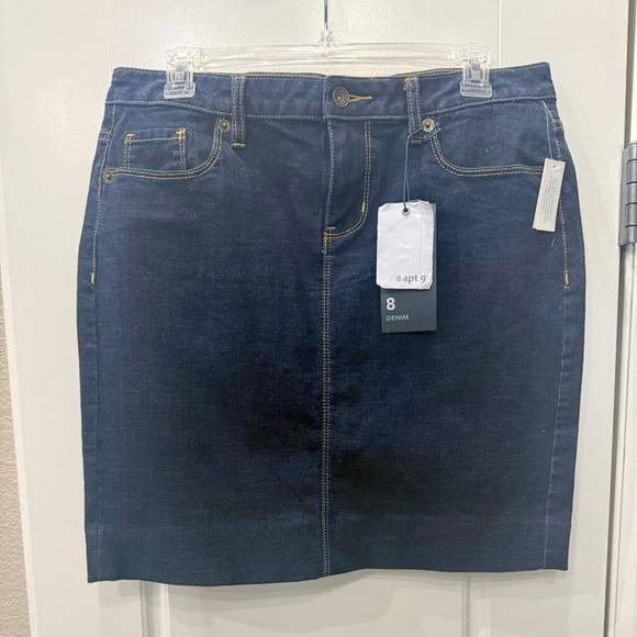 Apt. 9 Dresses & Skirts - Apt 9 New with Tags size 8 Denim Skirt